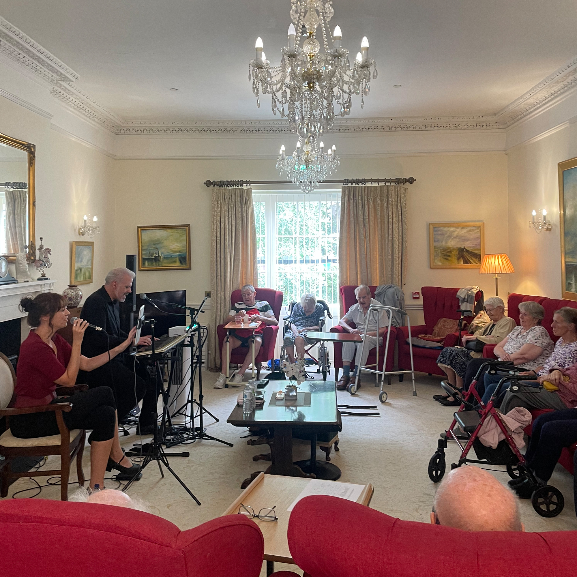 Musical duo Vintage Dreams playing for residents of Blackbrook House