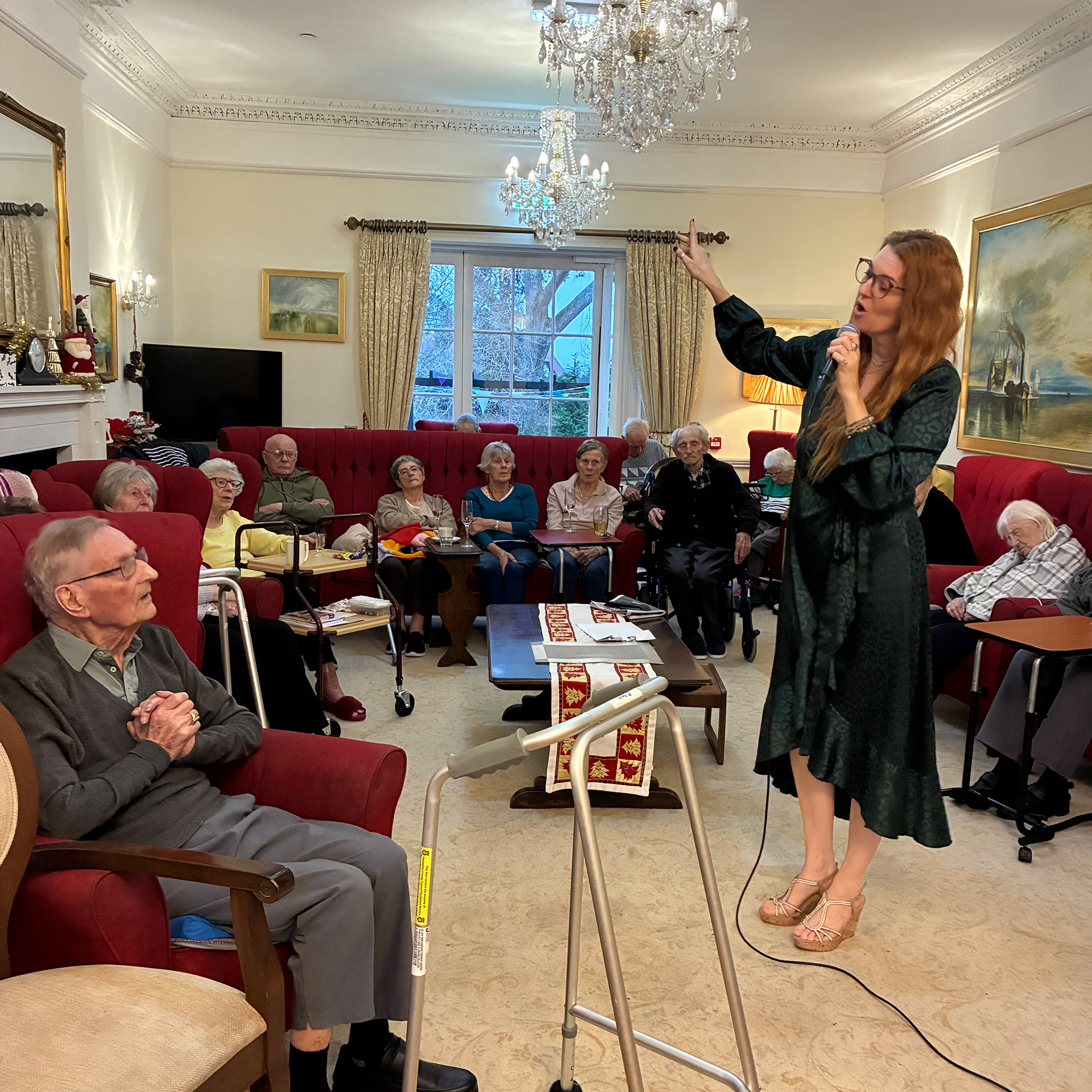 Blackbrook House residents in Fareham are entertained by Lynsey